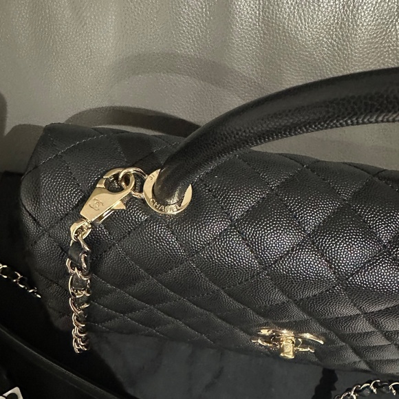 Chanel Coco - Picture 10 of 16